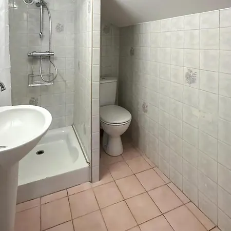 Pet Friendly In * Goudargues