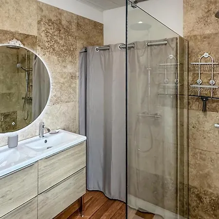 3 Bedroom Amazing Home In Goudargues